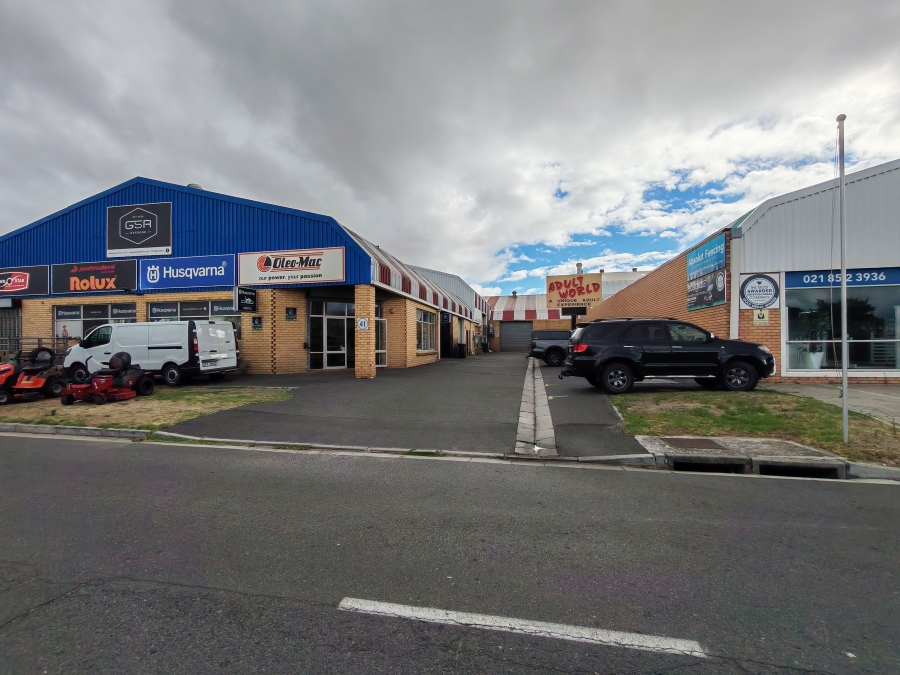 To Let commercial Property for Rent in Somerset West Business Park Western Cape